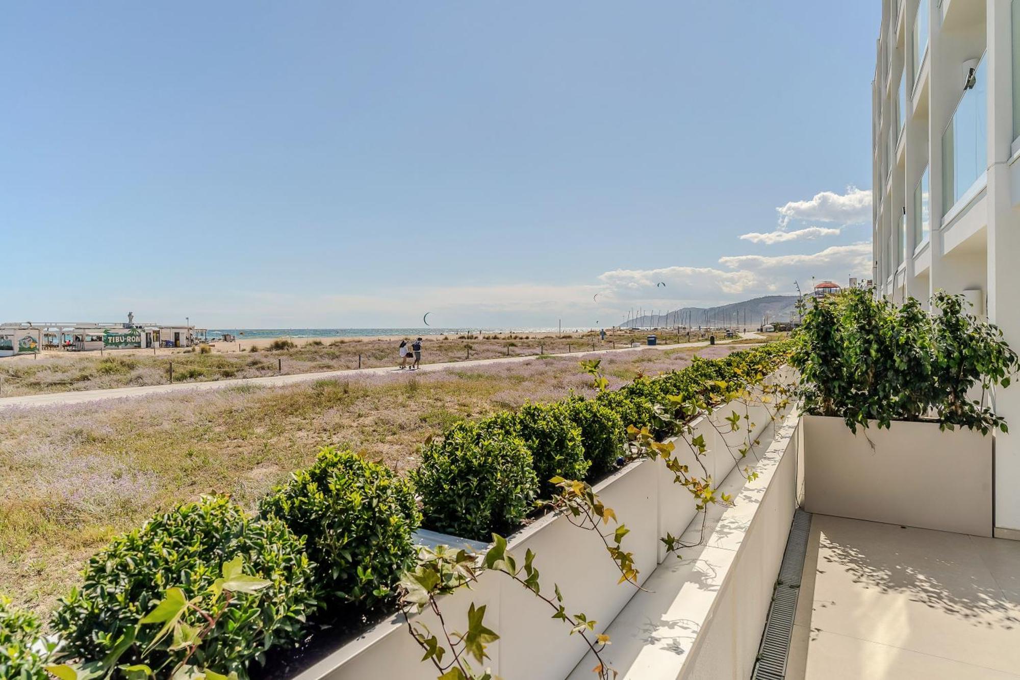 Apartamentos Azul Castelldefels Kültér fotó