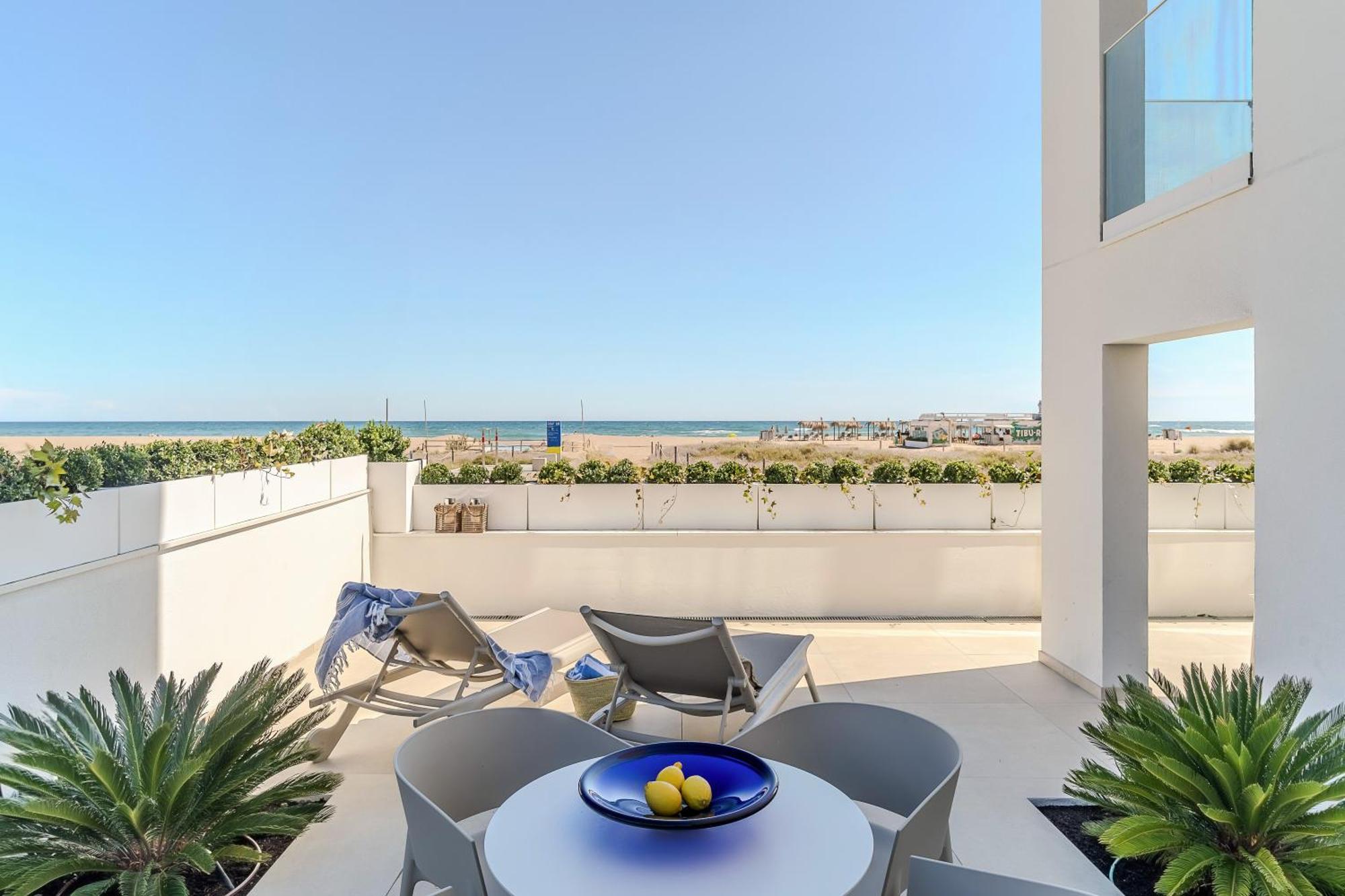 Apartamentos Azul Castelldefels Kültér fotó